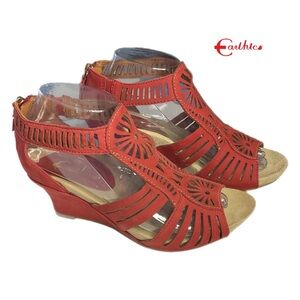 Earthies Carmona 8 Wedge Jazzy Red Leather Cutout Sandals Anatomic
